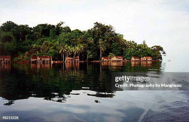 manus island tranquility - nuova guinea foto e immagini stock