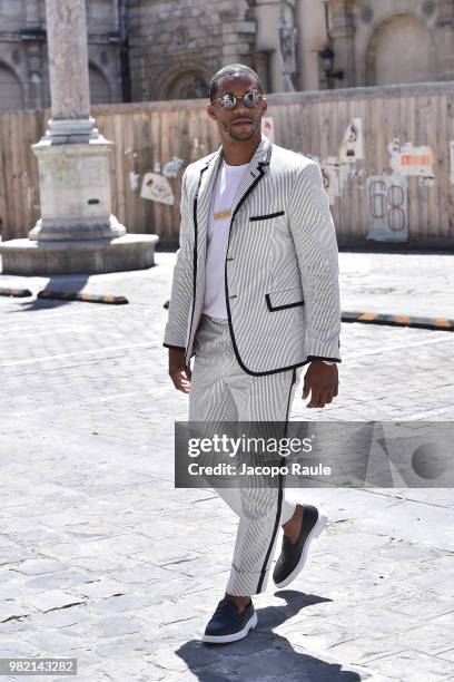 Victor Cruz attends the Thom Browne Menswear Spring/Summer 2019 show as part of Paris Fashion Week on June 23, 2018 in Paris, France.