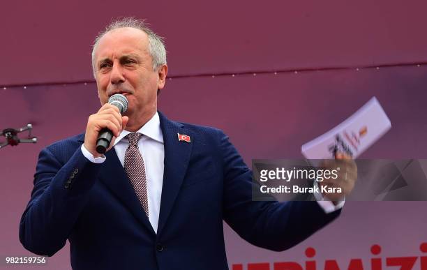 Muharrem Ince, presidential candidate of Turkey's main opposition Republican People's Party addresses his supporters during an election rally on June...