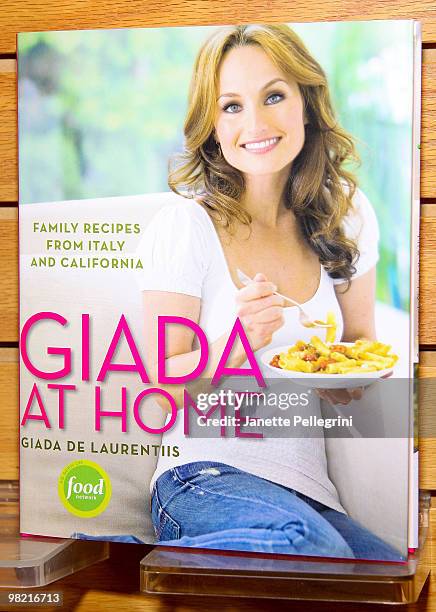 Atmosphere at Giada De Laurentiis promotes "Giada At Home" at Borders Westbury on March 31, 2010 in Westbury, New York.