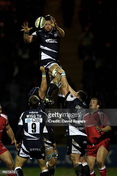 Dean Schofield of Sale wins the lineout ball during the Guinness Premiership match between Sale Sharks and Worcester Warriors at Edgeley Park on...