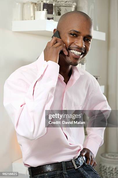 man using mobile phone cape town, western cape province, south africa - western cape province stock-fotos und bilder