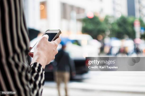 On Phone Rushing Philippines Rush Hour Photos and Premium High Res Pictures - Getty Images