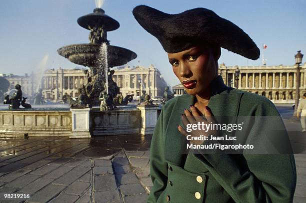Actress, singer and modelGrace Jones in Paris at the Place de la Concorde and rue Royale at a shoot for Madame Figaro Magazine in 1985. PUBLISHED...