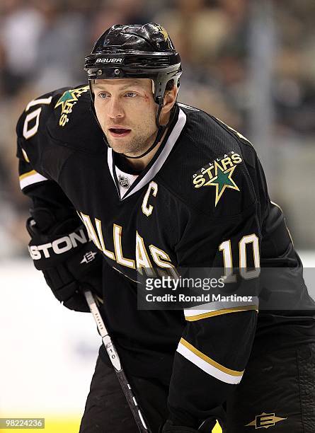 Left wing Brenden Morrow of the Dallas Stars at American Airlines Center on March 31, 2010 in Dallas, Texas.