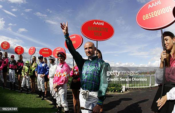 Jockey Glen Boss waves to the crowd during the group 1, race 7, AAMI Golden Slipper at the 2010 Golden Slipper Day at Rosehill Gardens on April 3,...