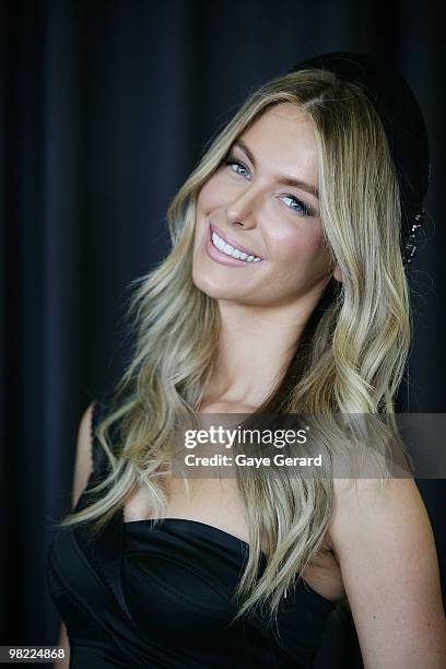 Model Jennifer Hawkins attends Golden Slipper Day at the Rosehill Gardens on April 3, 2010 in Sydney, Australia.