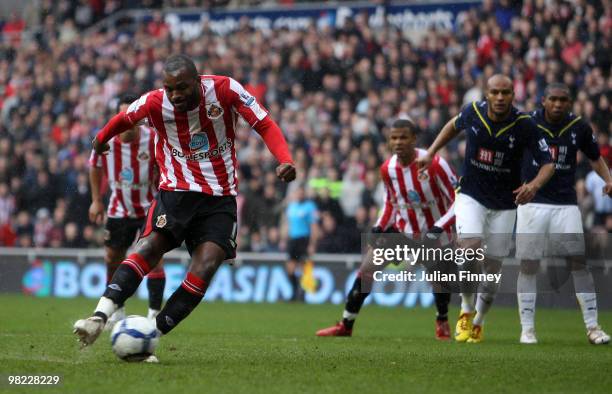 Darren Bent of Sunderland scores his second goal from the penalty spot during the Barclays Premier League match between Sunderland and Tottenham...