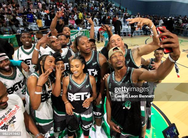 Chris Staples poses for a selfie photo with fellow participants such as Big Tigger, YFN Lucci, Big Boy, Casanova, Erica Ash, Brittney Elena,...