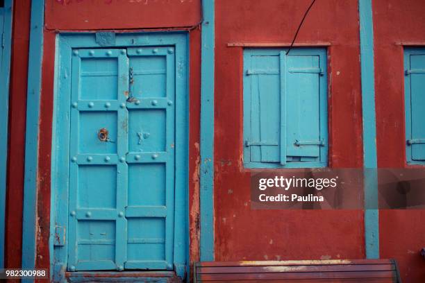 Knock Window 282 Knock Window Stock Photos, High-Res Pictures, and Images - Getty Images