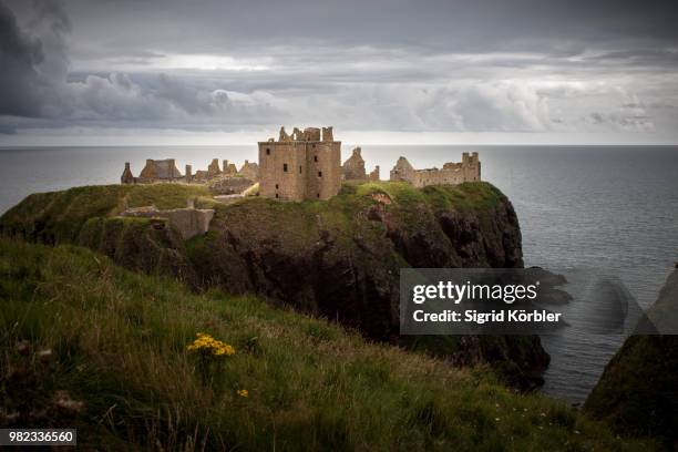 dunnottar castle - dunnottar castle 個照片及圖片檔