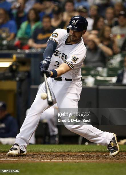 Travis Shaw of the Milwaukee Brewers grounds out in the sixth inning against the St. Louis Cardinals at Miller Park on June 21, 2018 in Milwaukee,...