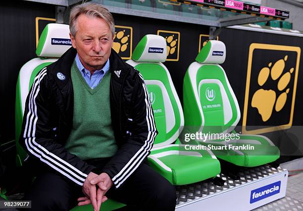 Lorenz-Guenther Koestner, head coach of Wolfsburg ponders prior to the Bundesliga match between VfL Wolfsburg and 1899 Hoffenheim at Volkswagen Arena...