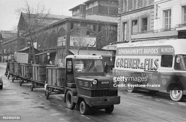 Les grossistes des Halles déménagent pour Rungis à Paris en France, le 1er mars 1969.