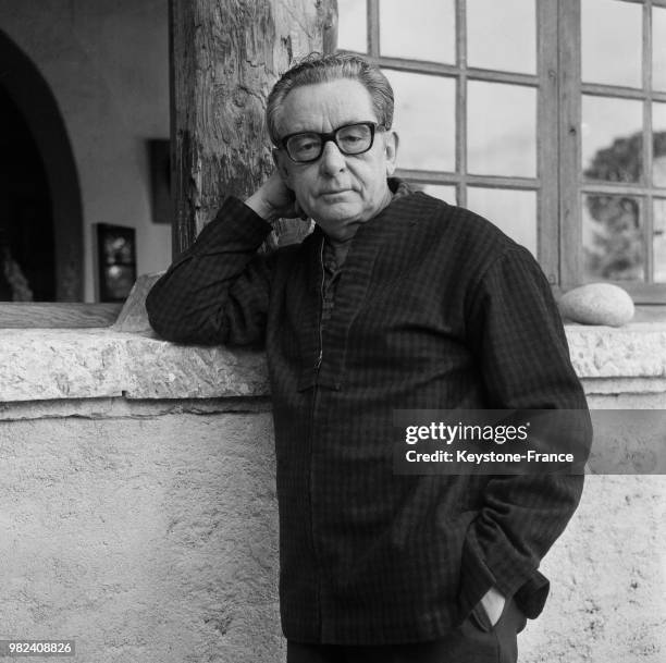 Hans Hartung à l'hôtel restaurant l'Auberge de la Colombe d'Or à Saint-Paul-de-Vence en France, le 26 mars 1969.