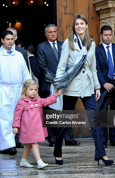 Princess Letizia of Spain and her daugther Princess Sofia of Spain attend Easter Mass at Palma de Mallorca Cathedral, on April 4, 2010 in Palma de...