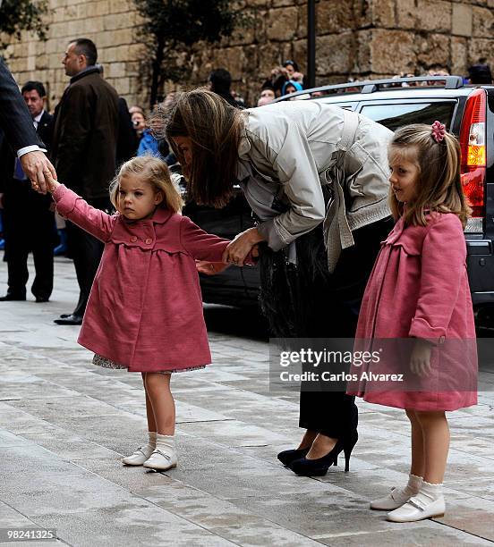 Spanish Royals Princess Letizia and her daugthers Princess Sofia and Princess Leonor attend Easter Mass at Palma de Mallorca Cathedral, on April 4,...