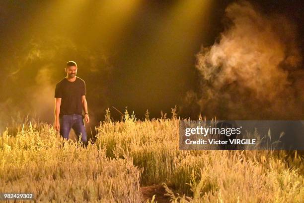 Fashion designer Alexandre Mattiussi walks the runway during the AMI Alexandre Mattiussi Menswear Spring/Summer 2019 fashion show as part of Paris...