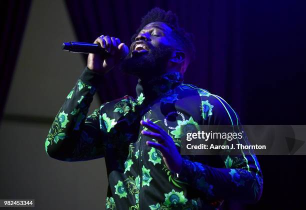 Tobe Rapper 1,005 Credit Karma Photos & High Res Pictures - Getty Images