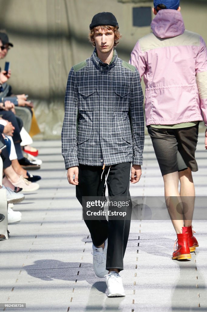 Junya Watanabe Man: Runway - Paris Fashion Week - Menswear Spring/Summer 2019