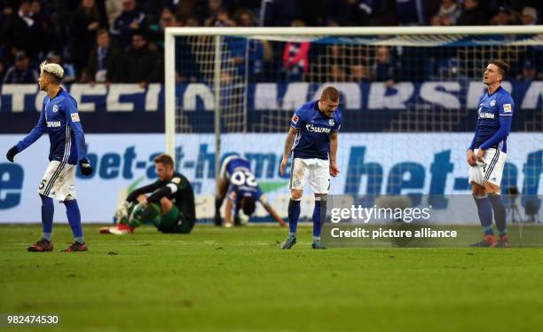 Schalke's Amine Harit, Ralf Faehrmann, Thilo Kehrer, Max Meyer and Bastian Oczipka are annoyed after the Bremen goal for 1:2 during the German...