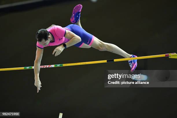Pole vaulter Renaud Lavillenie of France in action at the Indoor Meeting Karlsruhe in Rheinstetten, Germany, 3 February 2018. Photo: Uwe Anspach/dpa