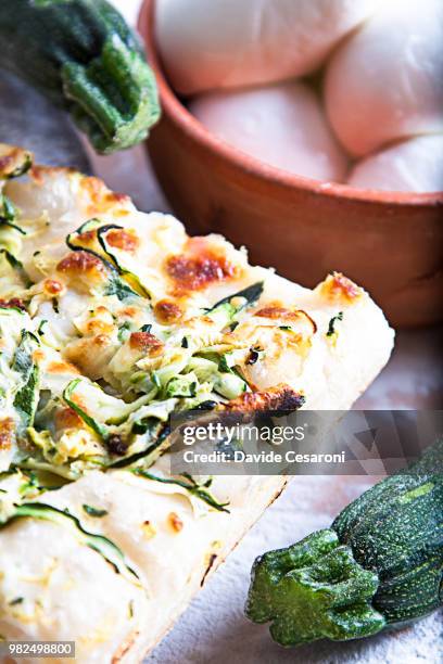 pizza alle zucchine - zucchine stock pictures, royalty-free photos & images