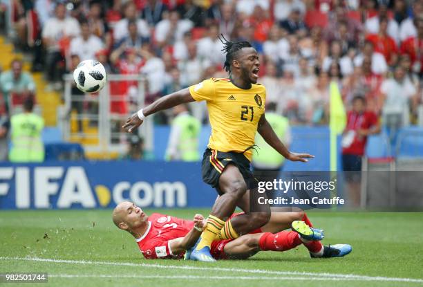 Michy Batshuayi of Belgium, Yohan Benalouane of Tunisia during the 2018 FIFA World Cup Russia group G match between Belgium and Tunisia at Spartak...