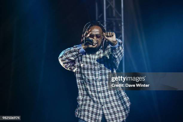 Paris June Rapper 60 Alonzo (Rapper) Stock Photos, High-Res Pictures, and Images - Getty ...