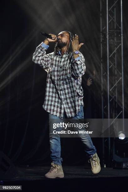 Alonzo Rapper 25 Alonzo (Rapper) Stock Photos, High-Res Pictures, and Images - Getty ...