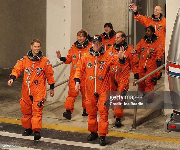 S STS-131 astronauts , Pilot James P. Dutton Jr., mission specialist Dorothy Metcalf-Lindenburger, Commander Alan Poindexter, Japan Aerospace...