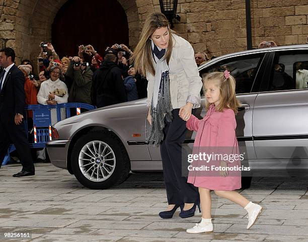 Princess Letizia of Spain and Princess Leonor of Spain attend Easter Mass, at Palma de Mallorca Cathedral on April 4, 2010 in Palma de Mallorca,...