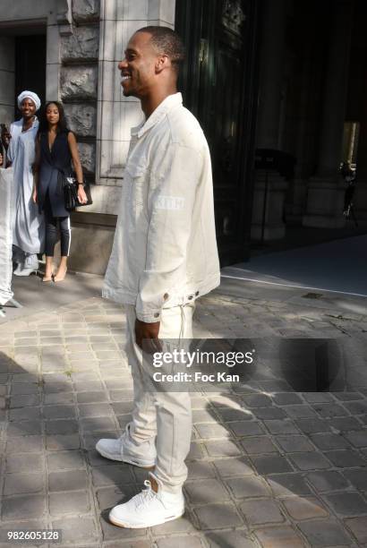 Victor Cruz attends the Dior Homme Menswear Spring/Summer 2019 show as part of Paris Fashion Week on June 23, 2018 in Paris, France.