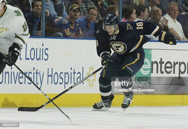 Jay McClement of the St. Louis Blues skates against the Dallas Stars on April 03, 2010 at Scottrade Center in St. Louis, Missouri.