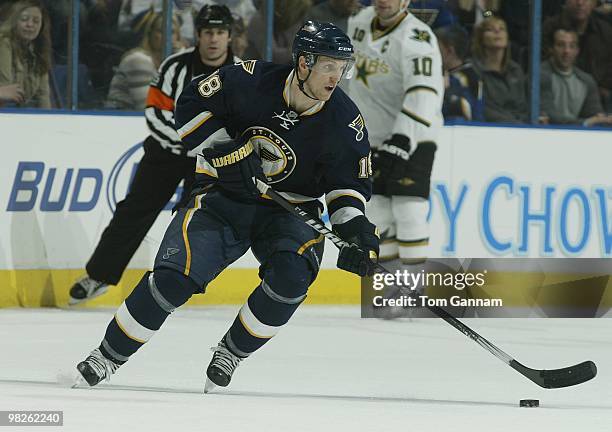 Jay McClement of the St. Louis Blues skates against the Dallas Stars on April 03, 2010 at Scottrade Center in St. Louis, Missouri.