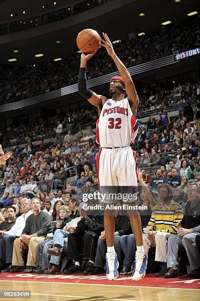 Richard Hamilton of the Detroit Pistons shoots a jump shot during the game against the Cleveland Cavaliers at the Palace of Auburn Hills on March 16,...