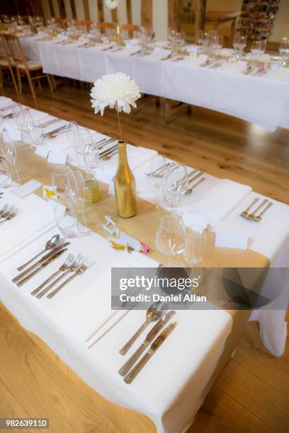wedding decor flowers/ table settings - sudbury england stock pictures, royalty-free photos & images