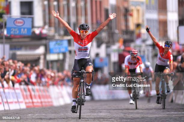 Arrival / Annelies Dom of Belgium and Team Lotto Soudal Ladies / Celebration / Valerie Demey of Belgium and Lotto Soudal Ladies / Sanne Cant of...