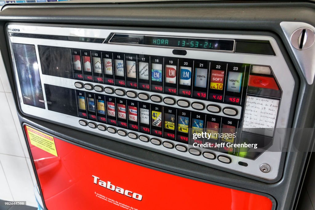 Portugal, Coimbra, Comboios de Portugal, cigarette vending machine in train station