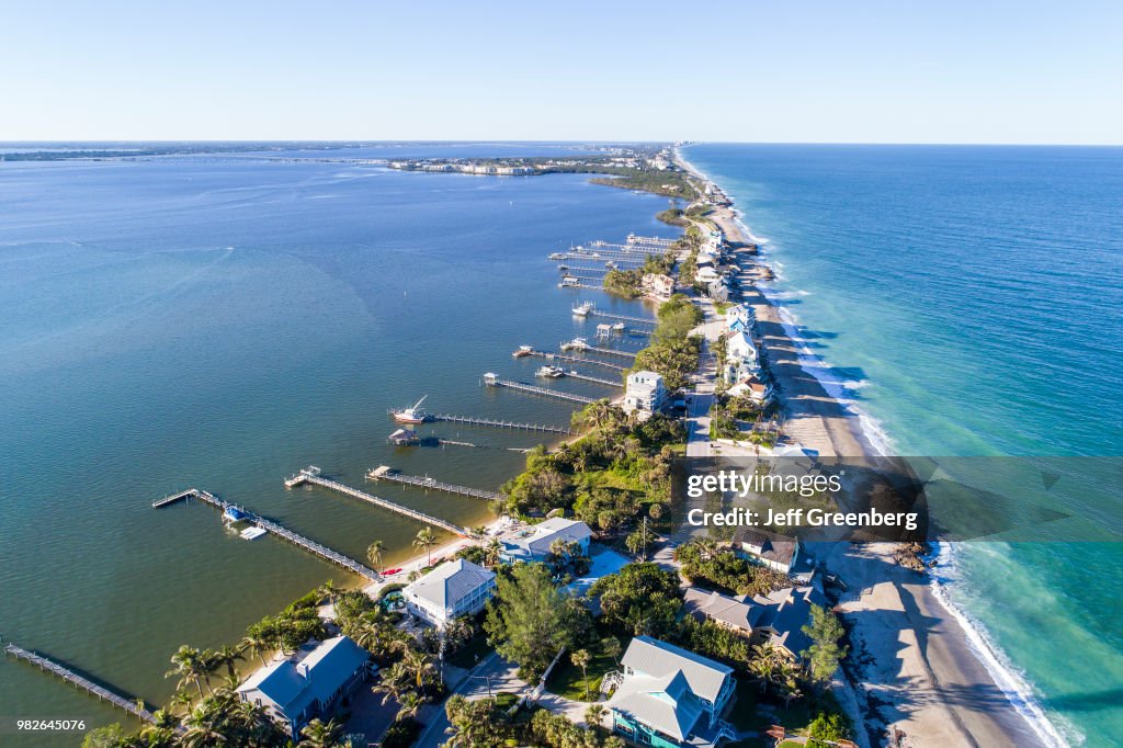 Florida, Hutchinson Island, Indian River Ecological Lagoon, Bathtub Reef Beach