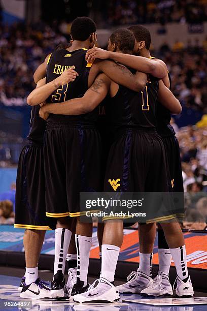 The West Virginia Mountaineers huddle while taking on the Duke Blue Devils during the National Semifinal game of the 2010 NCAA Division I Men's...