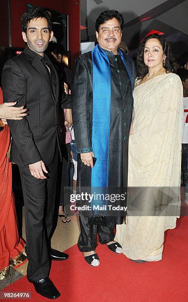 Luv and Shatrughan Sinha with Hema Malini at the premiere of the film Sadiyaan in Mumbai on April 1, 2010.