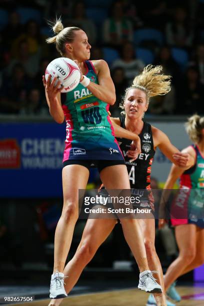 Renae Ingles of the Vixens competes for the ball during the round eight Super Netball match between Magpies and the Vixens at Margaret Court Arena on...