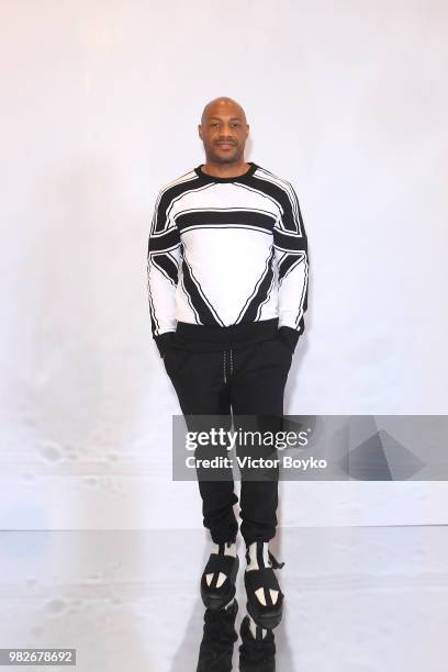 Kareem Biggs attends the Balmain Menswear Spring/Summer 2019 show as part of Paris Fashion Week on June 24, 2018 in Paris, France.