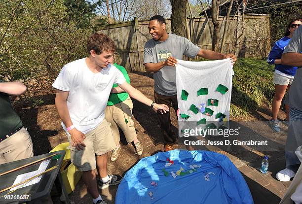 April 5: Willie Green of the Philadelphia 76ers works with some students during an NBA Green Week event on April 5, 2010 at the Philadelphia Zoo in...