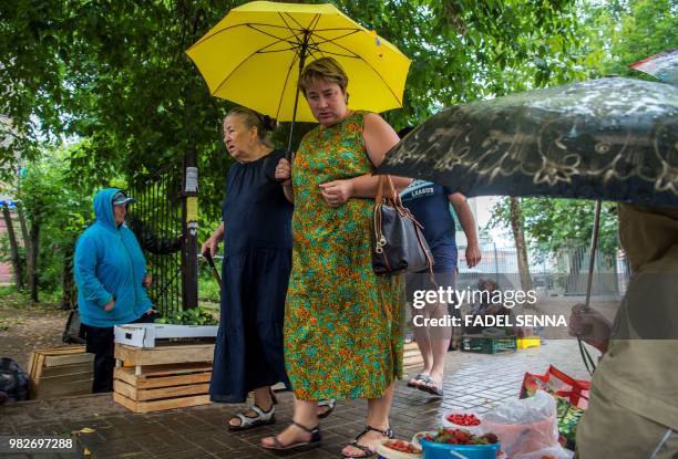 View of a street market in the town of Kaluga, southwest of Moscow, on June 24 during the Russia 2018 World Cup football tournament.