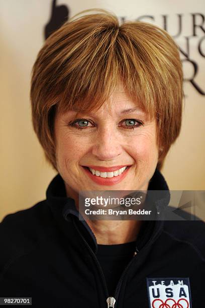 Figure Skater Dorothy Hamill attends the Figure Skating in Harlem's 2010 Skating with the Stars benefit gala in Central Park on April 5, 2010 in New...