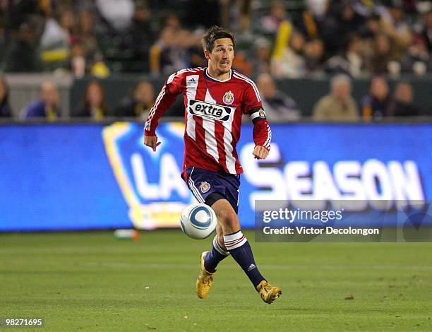 Sacha Kljestan of Chivas USA paces the ball on the attack during their MLS match against the Los Angeles Galaxy at the Home Depot Center on April 1,...