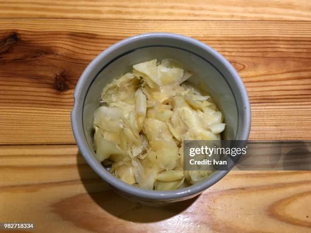 traditional japanese food, cuisine, snack, pickled ginger - pickled ginger stock-fotos und bilder