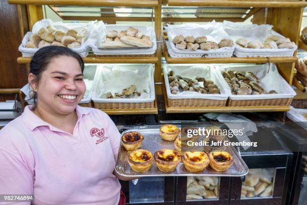 Portugal, Coimbra, Arco Isis bakery counter.